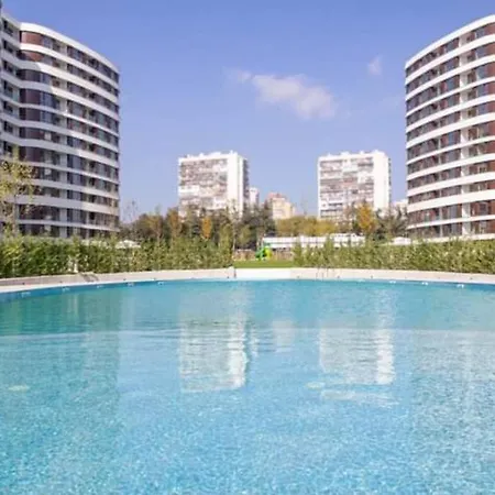 Varna 1Bdr Luxurious Flat With Pool And Garden *
