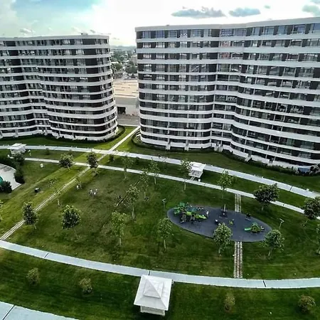 Apartament 1bdr Luxurious Flat With Pool And Garden *