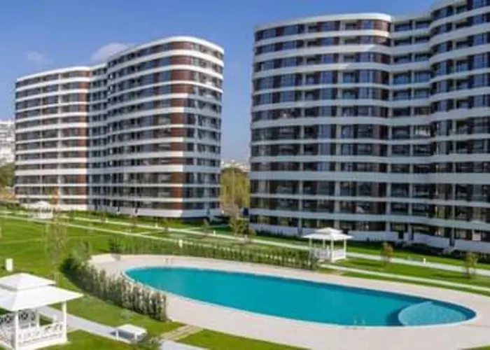 Varna 1Bdr Luxurious Flat With Pool And Garden Appartement