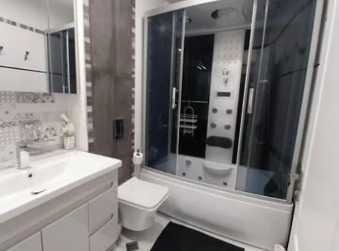 Appartement Varna 1Bdr Luxurious Flat With Pool And Garden